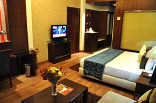 Baba Resorts Dharampur Dharampur  Luaran gambar