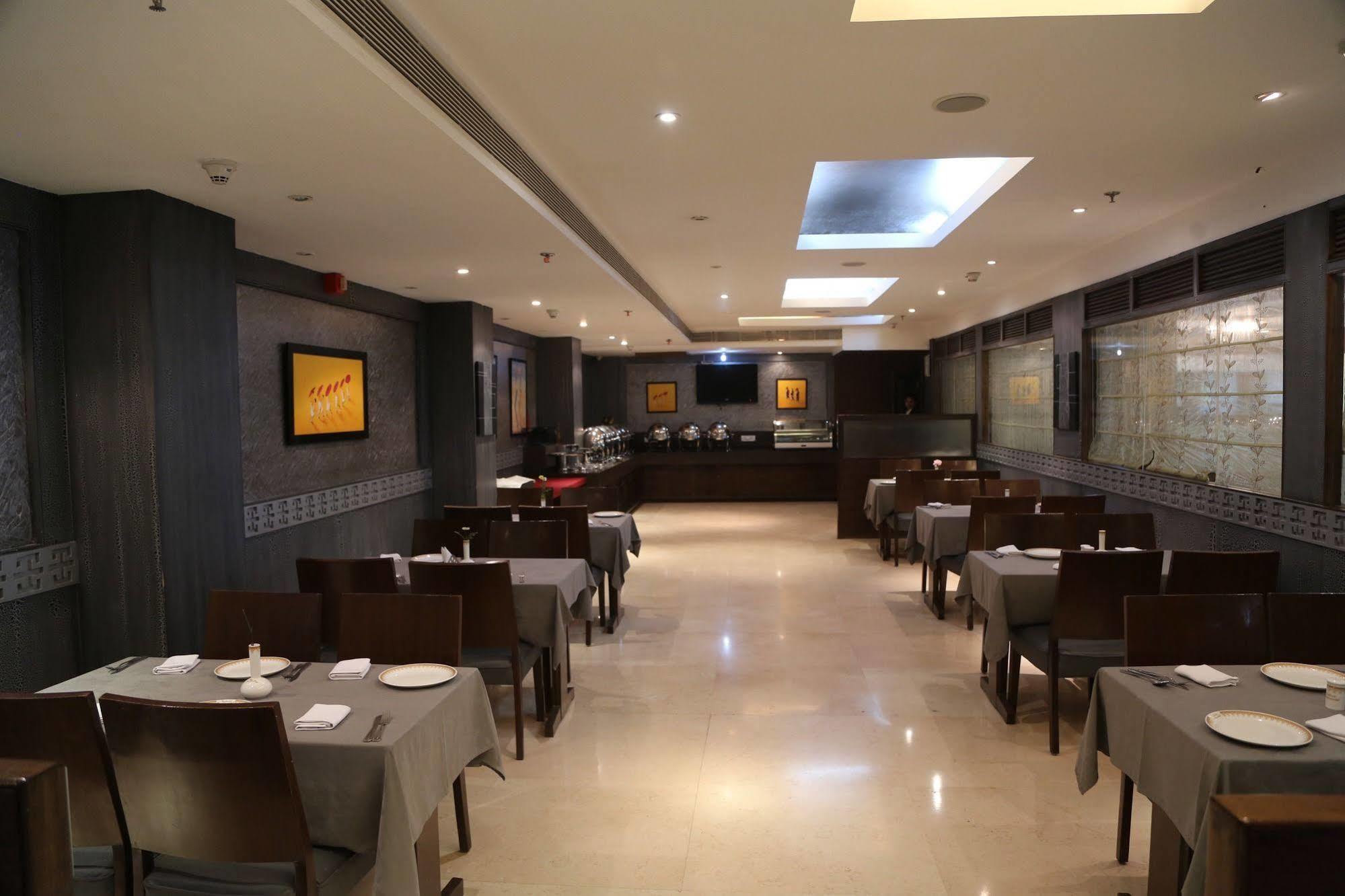 Baba Resorts Dharampur Dharampur  Luaran gambar