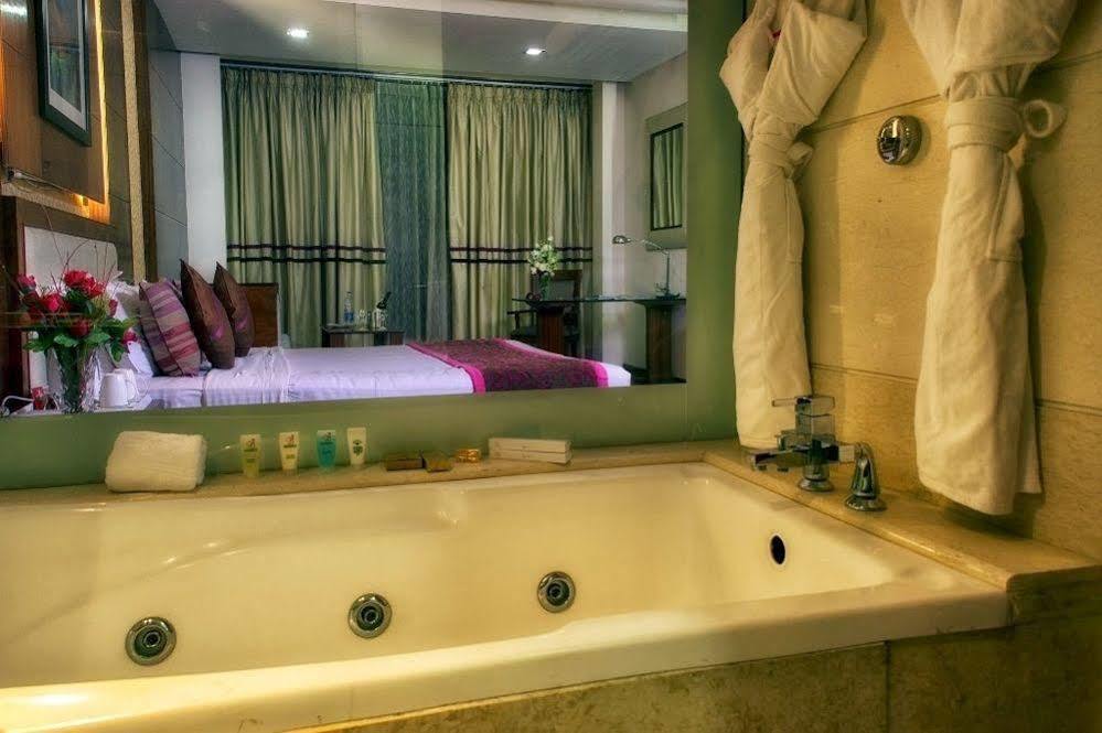 Baba Resorts Dharampur Dharampur  Luaran gambar