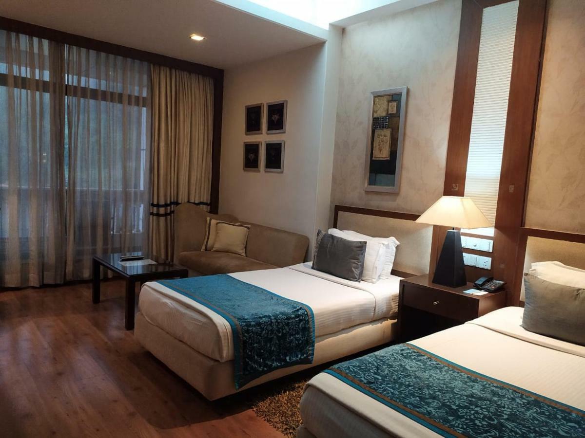 Baba Resorts Dharampur Dharampur  Luaran gambar