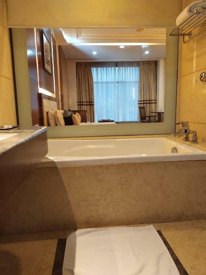 Baba Resorts Dharampur Dharampur  Luaran gambar